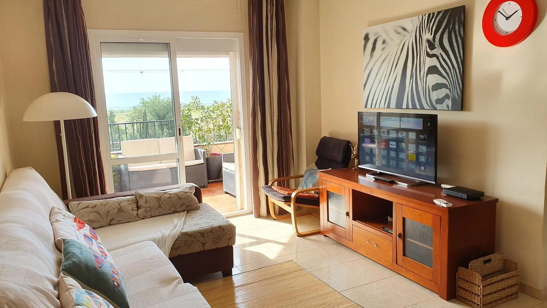 Wohnung 3 Schlafzimmer, Meerblick, Jacuzzi 莫切 0*,  西班牙